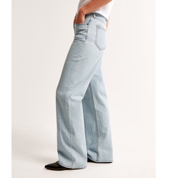 Abercrombie | Loose Jeans - Picture 4 of 7